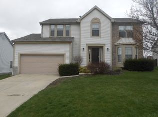 241 Oxford Dr SW, Pataskala, OH 43062