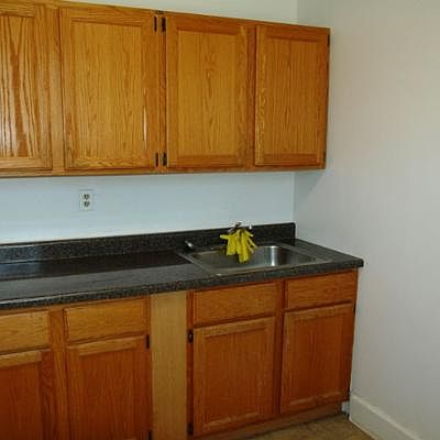 2nd image of 4858 N Hermitage Ave #3E