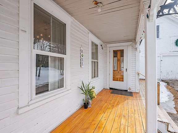 5th image of 227 Meadow Street
