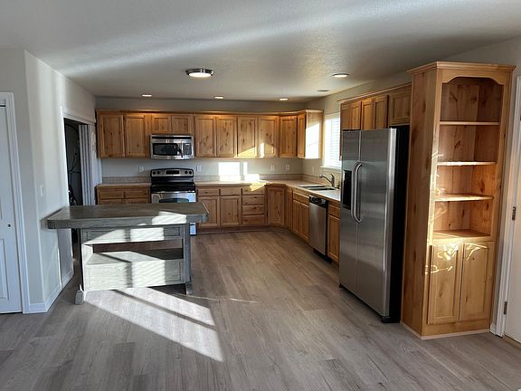 5th image of 288 Doran Ln #B