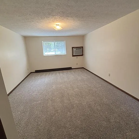 211 Dodge Dr #C2 — Photo 3
