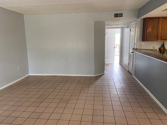 3rd image of 115 E Amberjack St #113
