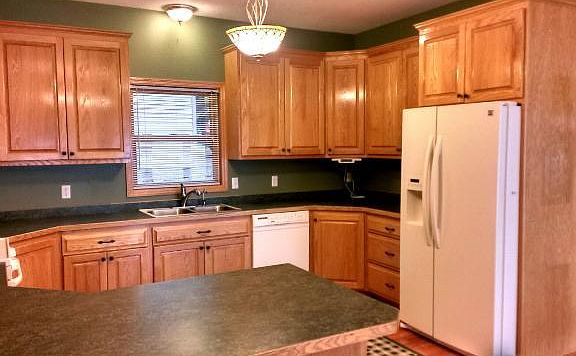 5th image of 50895 Almond Ave