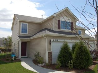 685 Florence St, Hampshire, IL 60140