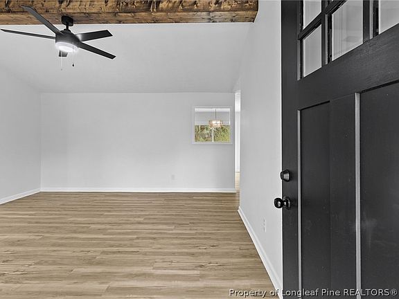 4th image of 9577 Mountain Home Dr