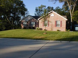 5653 Stone Villa Dr, Smithton, IL 62285