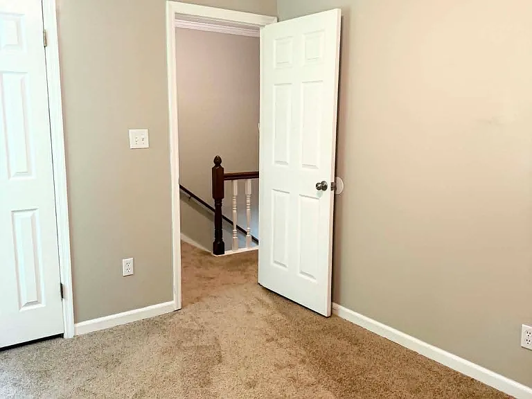 8029 River Bend Rd — Photo 12