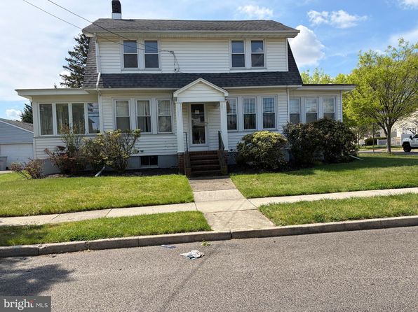 1001 New Pear St Unit 2