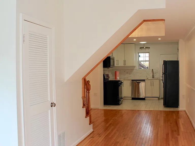 1520 New Jersey Ave NW — Photo 4