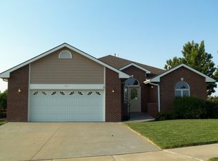 3715 Persimmon Cir, Manhattan, KS 66503