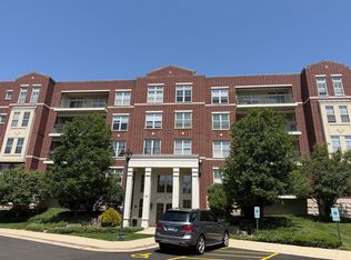720 Prestwick Ln UNIT 504, Wheeling, IL 60090