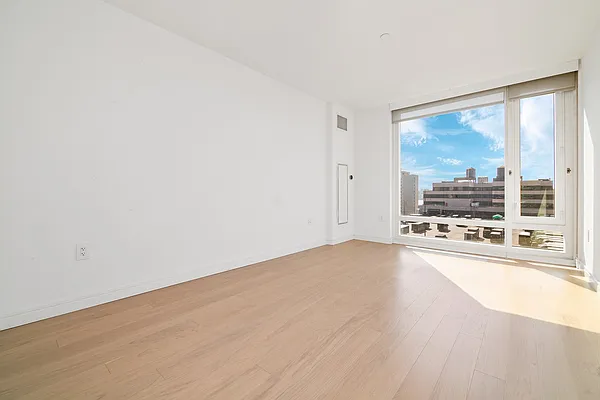 Rented by REAL New York | media 6