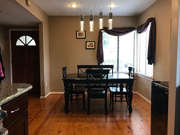 3rd image of 22157 Avenue San Luis