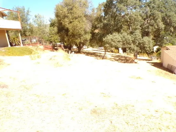 18238 N Shore Dr, Hidden Valley Lake, CA 95467