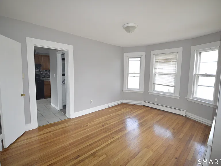 203 Main St #2 — Photo 4
