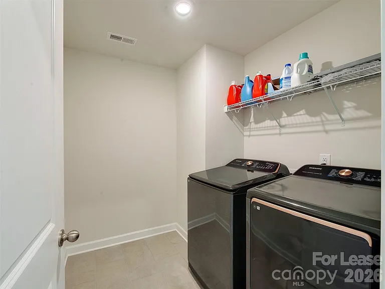 4009 Woodland View Dr — Photo 29
