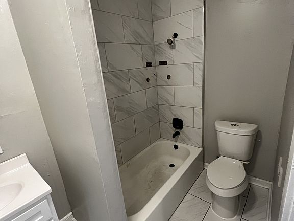 3rd image of 3311 Guernsey Ave