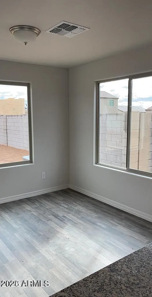 3 bed, 2.0 bath, 1345 sqft, $1,550 — Photo 4