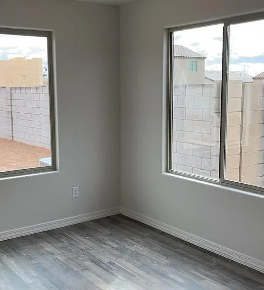 825 N Country Village Ln — Photo 4