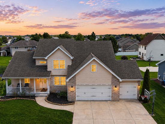 5849 Wildrose Ln, Schererville, IN 46375