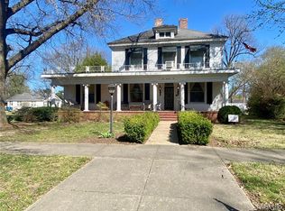 502 E Commercial St, Charleston, MO 63834