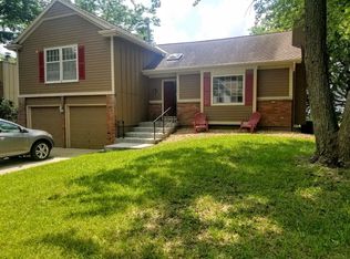 10943 Reeder St, Overland Park, KS 66210