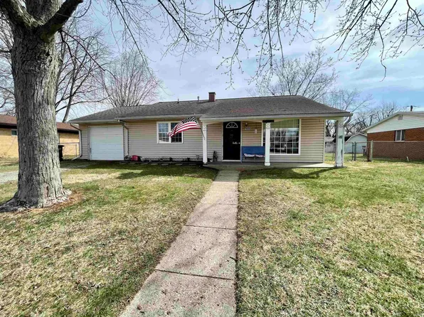 2400 Burningtree Ln, Kokomo, IN 46902