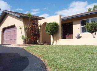 122 W Plumosa Ln, Lake Worth, FL 33467