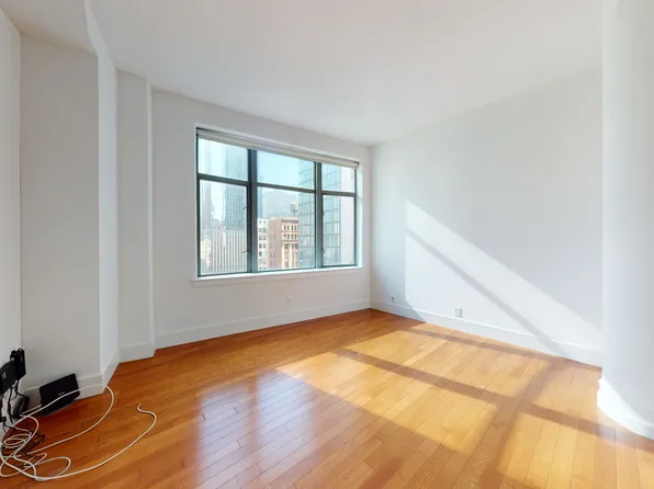 120 Greenwich St APT 11A, New York, NY 10006