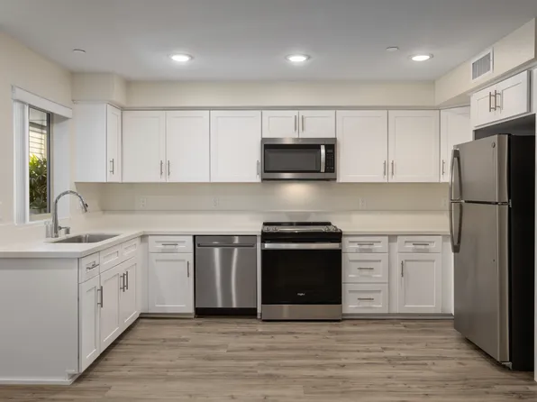 The Lamont, 4455 Lamont St #312, San Diego, CA 92109