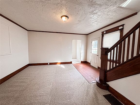 4th image of 510 High St