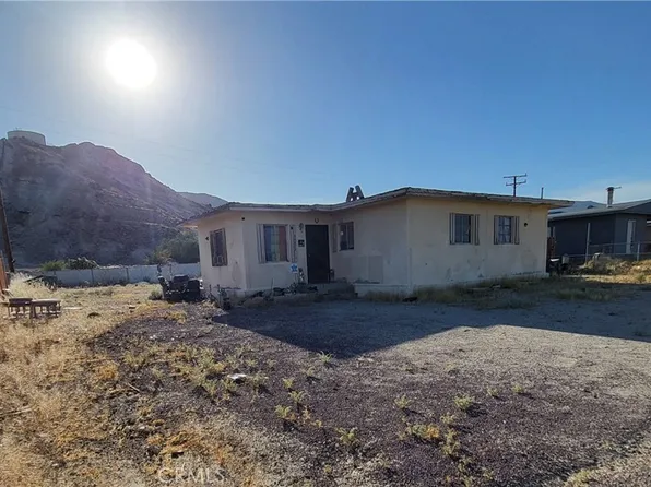 84432 8th St, Trona, CA 93562