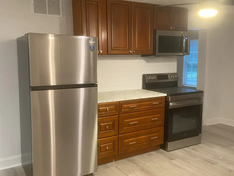 3570 Paul Samuel Rd NW — Photo 3