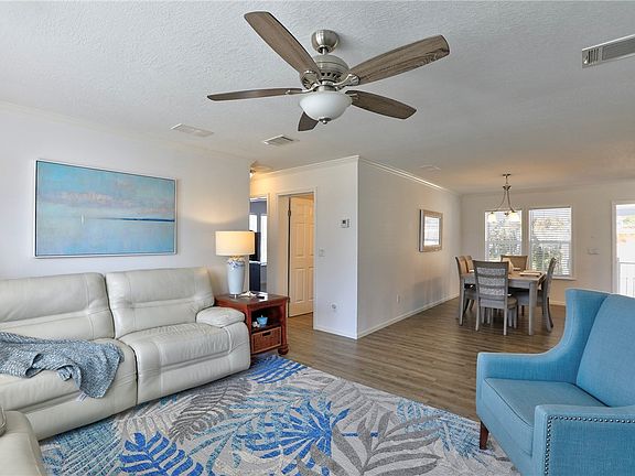 4th image of 1486 Gardenia Dr