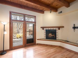 725 Viento Cir, Santa Fe, NM 87501