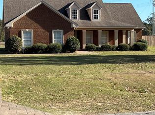 2209 SE Eddins Rd, Dothan, AL 36301