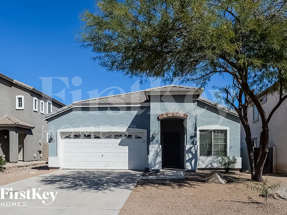 1210 W Vineyard Plains Dr