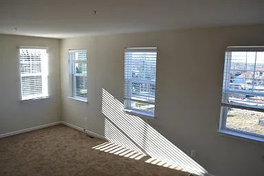 14300 Potomac Heights Ln — Photo 10