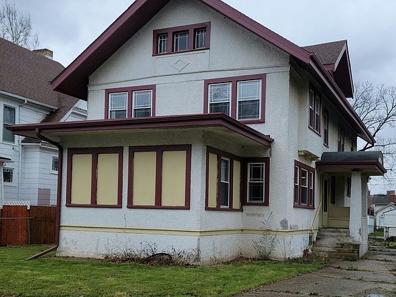 3rd image of 927 N Court St
