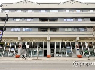 2520 N Lincoln Ave APT 403, Chicago, IL 60614