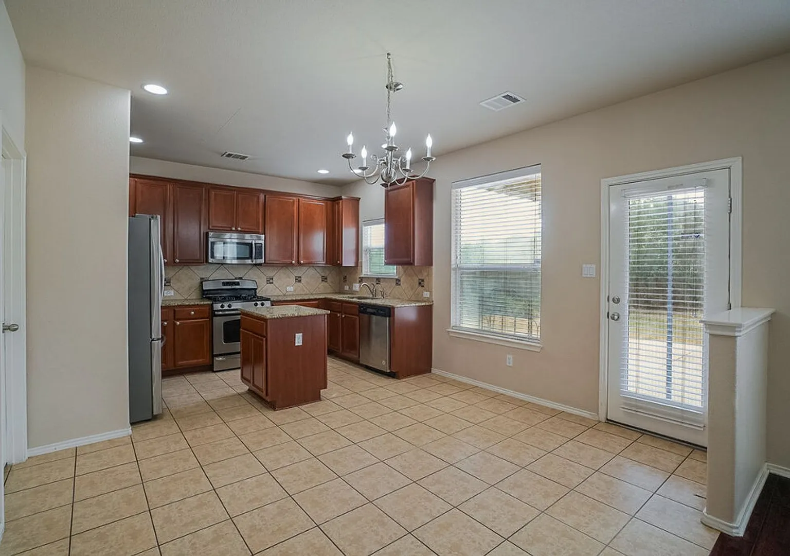 14221 Canyon Trl, Austin, Texas 78717 — Photo 4