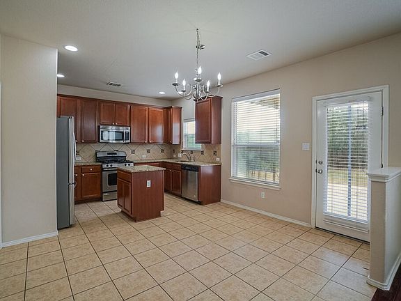 4th image of 14221 Canyon Trl