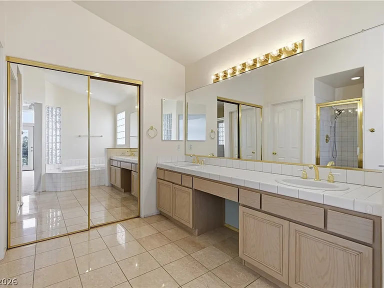 9236 Eagle Ridge Dr — Photo 13