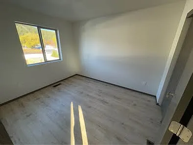 4903 E Grace Ave — Photo 6