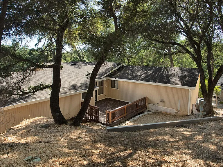 18876 Jayhawk Dr — Photo 29
