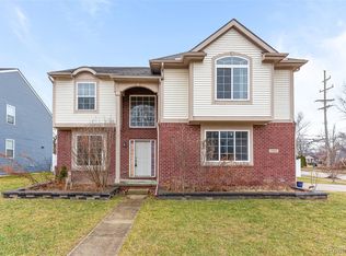33555 Birchlawn, Westland, MI 48185