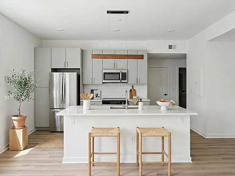 The Jordan Residences — Photo 59