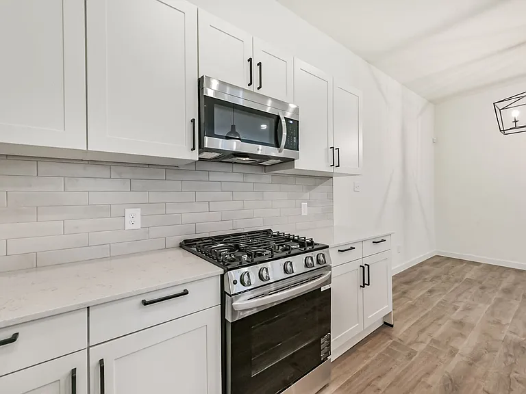 1868 Dry Cherry Ln — Photo 52