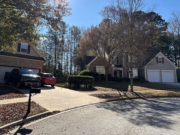 4th image of 900 Buckhorn Bnd