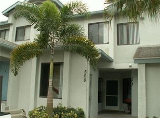 508 Harbour Pointe Way, Greenacres, FL 33413